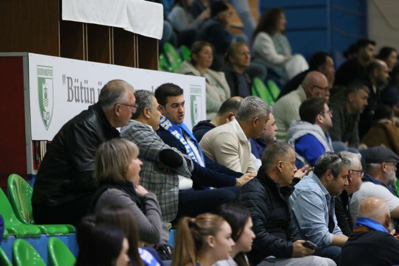 Armada Praxis Yalıkavak, Evinde Hata Yapmadı: Ortahisar Engelini 28-26 ile Aştı 7